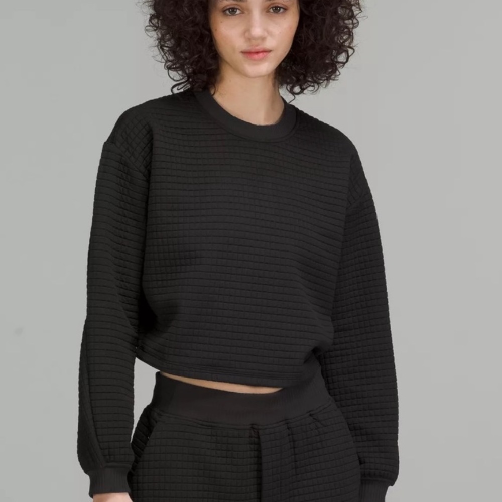Lab textured pullover